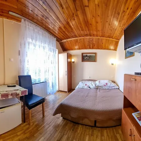 Pokoje Goscinne Duszniki Zdroj Exterior photo